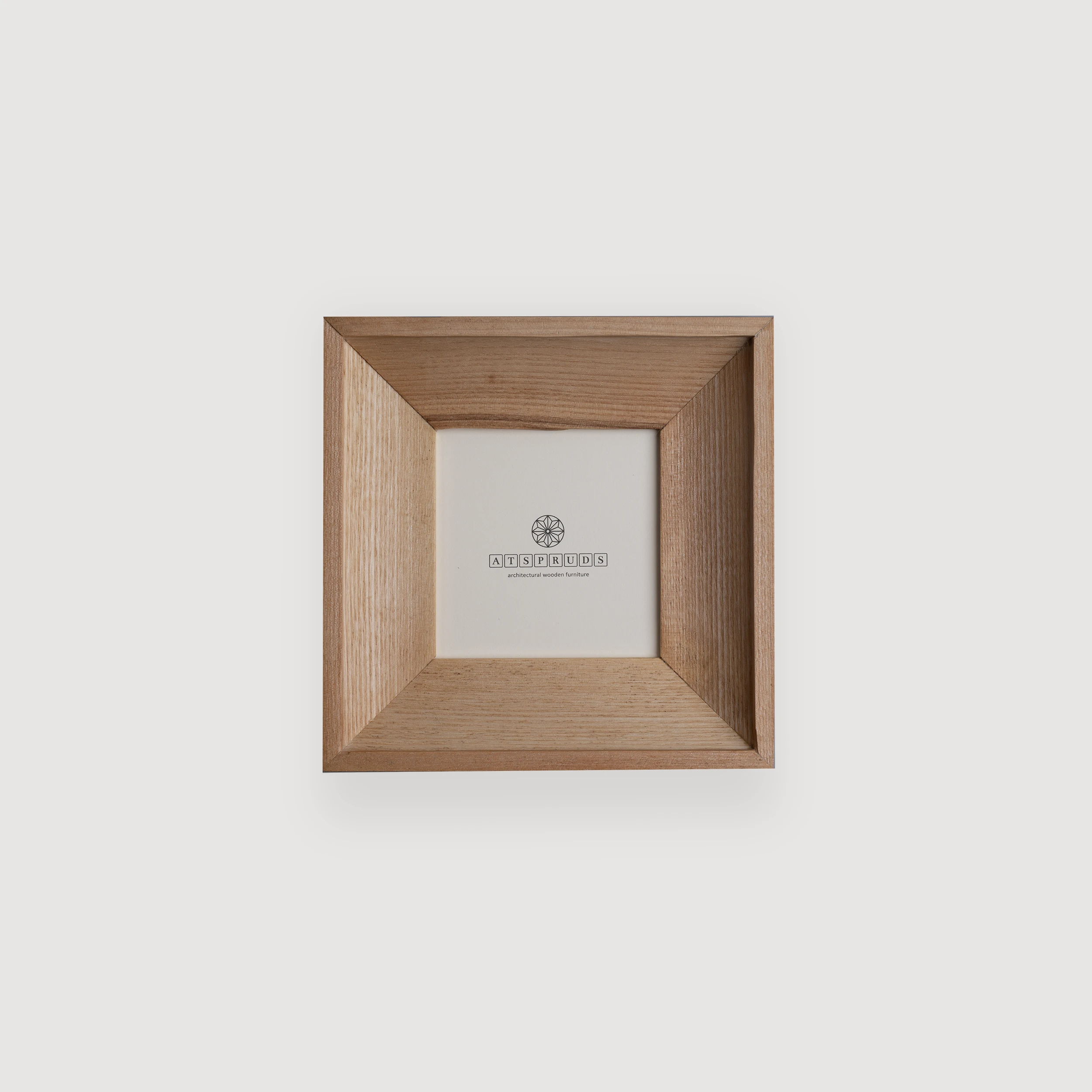 Bilžu rāmis Kuldīga – Gaišs osis – 100x100
